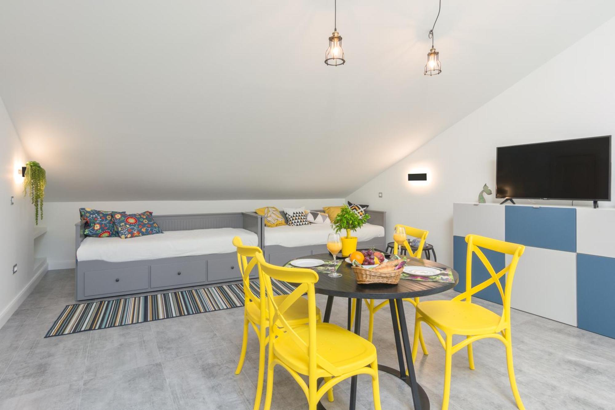 Apartments Mihael Nin Zewnętrze zdjęcie