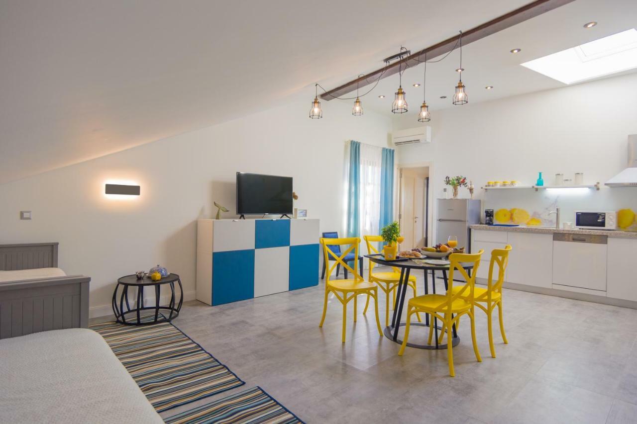 Apartments Mihael Nin Zewnętrze zdjęcie