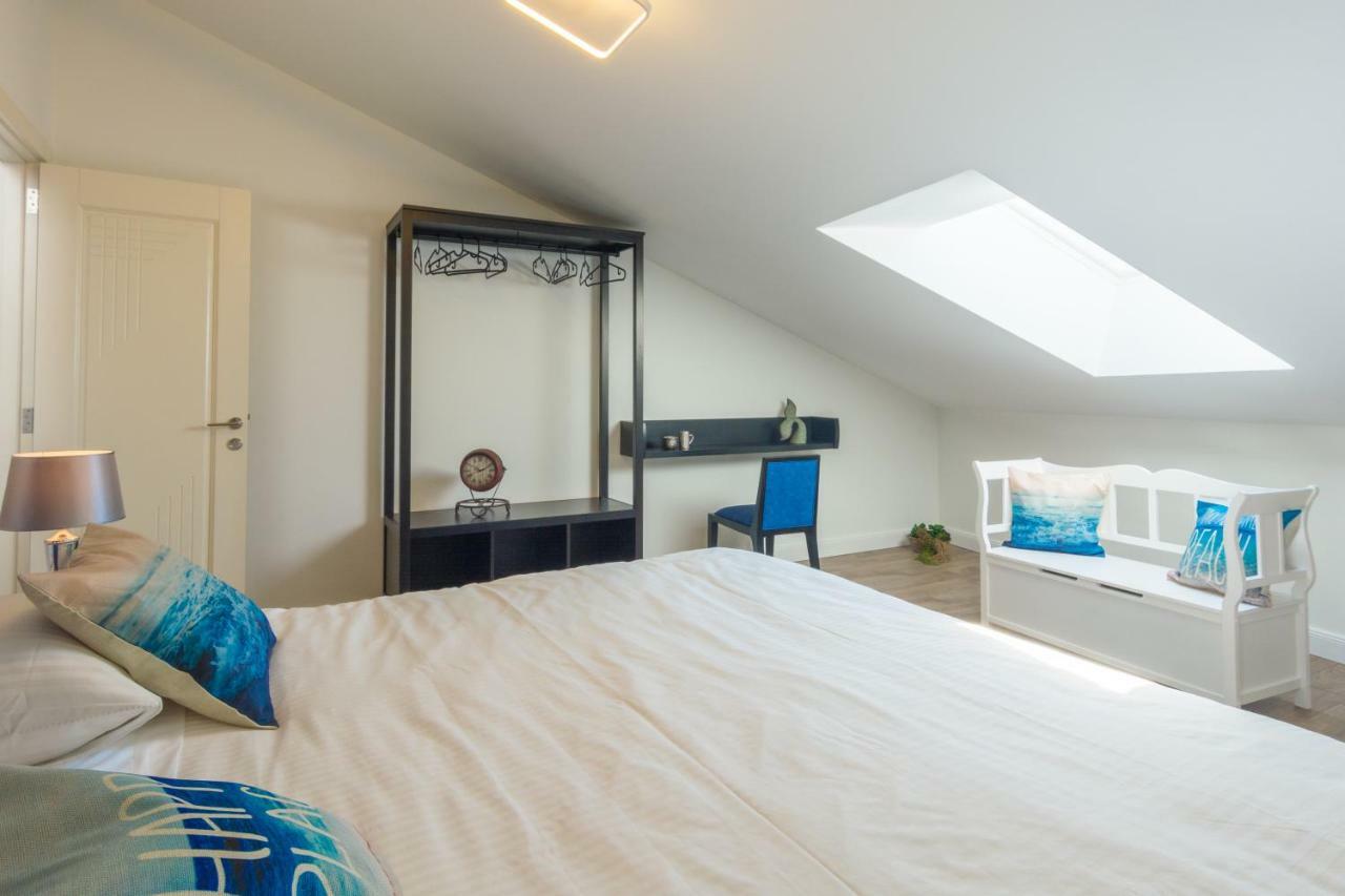 Apartments Mihael Nin Zewnętrze zdjęcie
